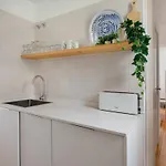 Guestready - Riverside Bohemian Maisonette * Lisboa