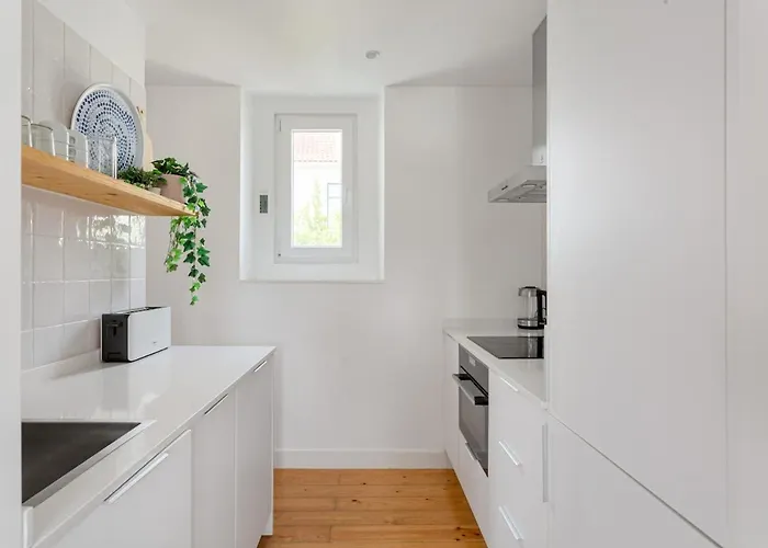 Guestready - Riverside Bohemian Maisonette * Lisboa