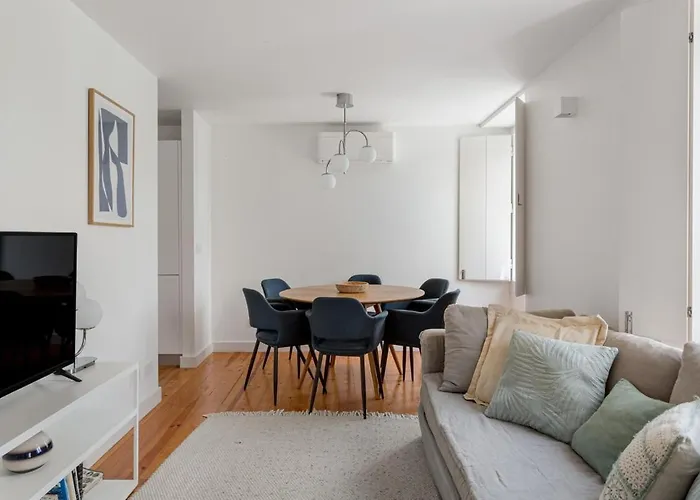 Guestready - Riverside Bohemian Maisonette * Lisboa