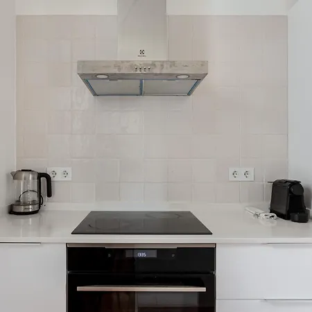 Joivy Riverside Bohemian Maisonette