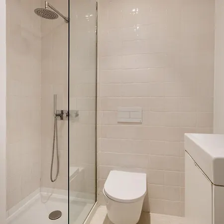 Апартаменты Joivy Riverside Bohemian Maisonette *